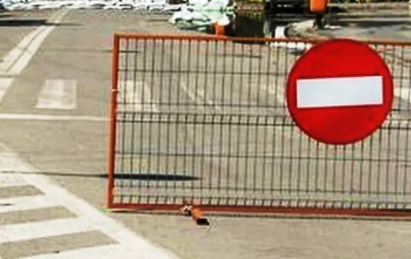Circulația rutieră pe strada Parcul 1 Decembrie, între Gen. Traian Moșoiu și Independenței, se închide pentru o lună