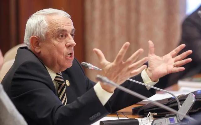 Pentru a-și ascunde propriile gafe, Ministrul Agriculturii vrea capul șefului Direcției Agricole Bihor