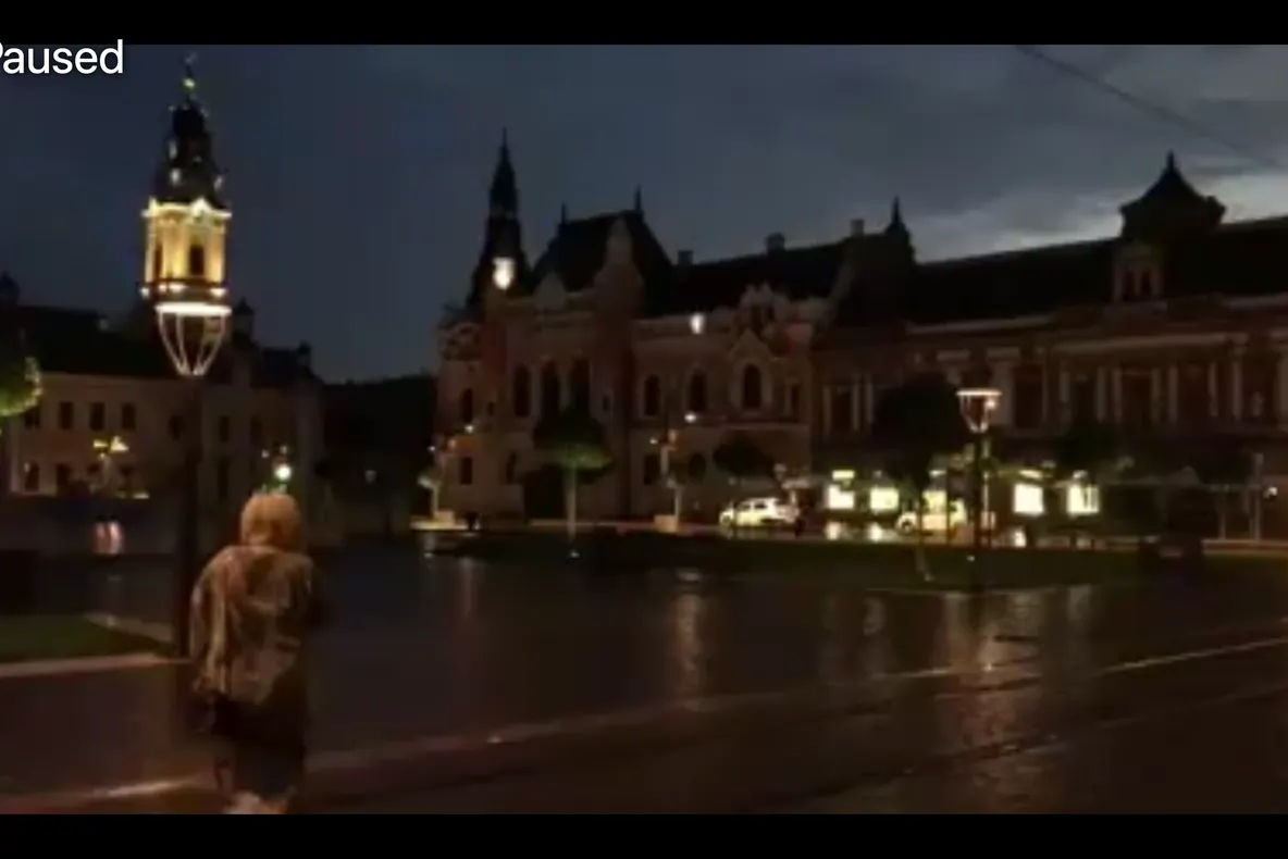 Martori oculari au filmat posibila cauză a incendiului de la sediul Episcopiei Greco-Catolice din Oradea