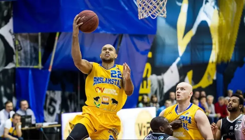 Marc Antonio Carter este noul jucător al CSM CSU Oradea