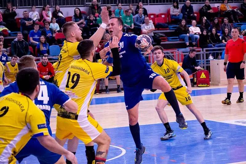 Echipa de handbal a cedat pe teren propriu în confruntarea cu HCM Sighișoara