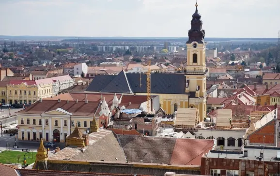 Lucrările de refacere a acoperişului Palatului Episcopal Greco-Catolic, în plină desfășurare