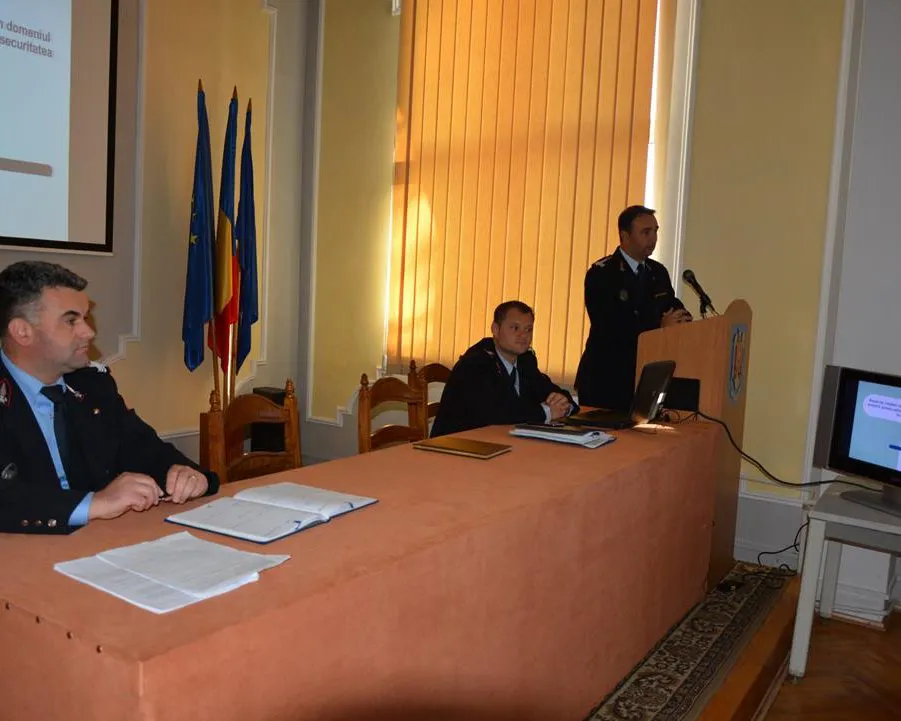 Sesiune de pregătire a arhitecților și inginerilor cu atribuții pe linia securității la incendiu