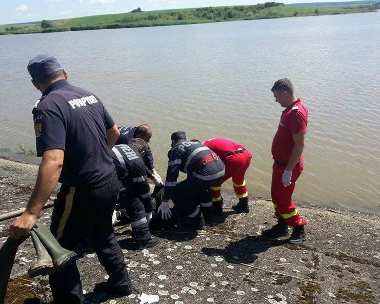 Pompierii bihoreni avertizează populația despre riscurile scăldatului în perioada verii