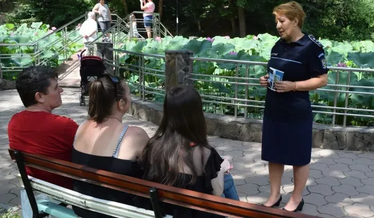PoliţIştii de prevenire bihoreni sunt alături de cetăţeni, pe tot parcursul sezonului estival