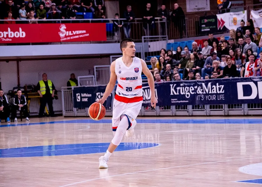 Pavle Reljic alături de CSM CSU Oradea