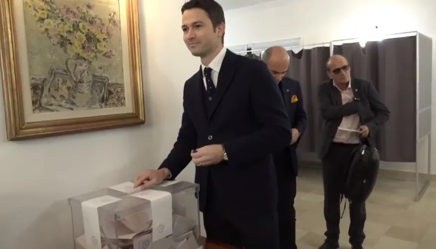 Deputatul Robert Sighiartău (PNL) a votat la Madrid: ”La 30 de ani de la Revoluție cred că vom vedea o sărbătoare a democrației în România!”