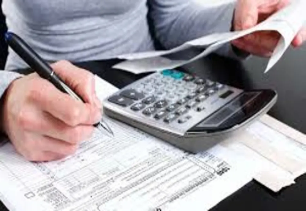 Trei orădeni bănuiți că ar fi fraudat bugetul de stat cu peste 885.000 de lei, prin evaziune fiscală, trimiși în judecată