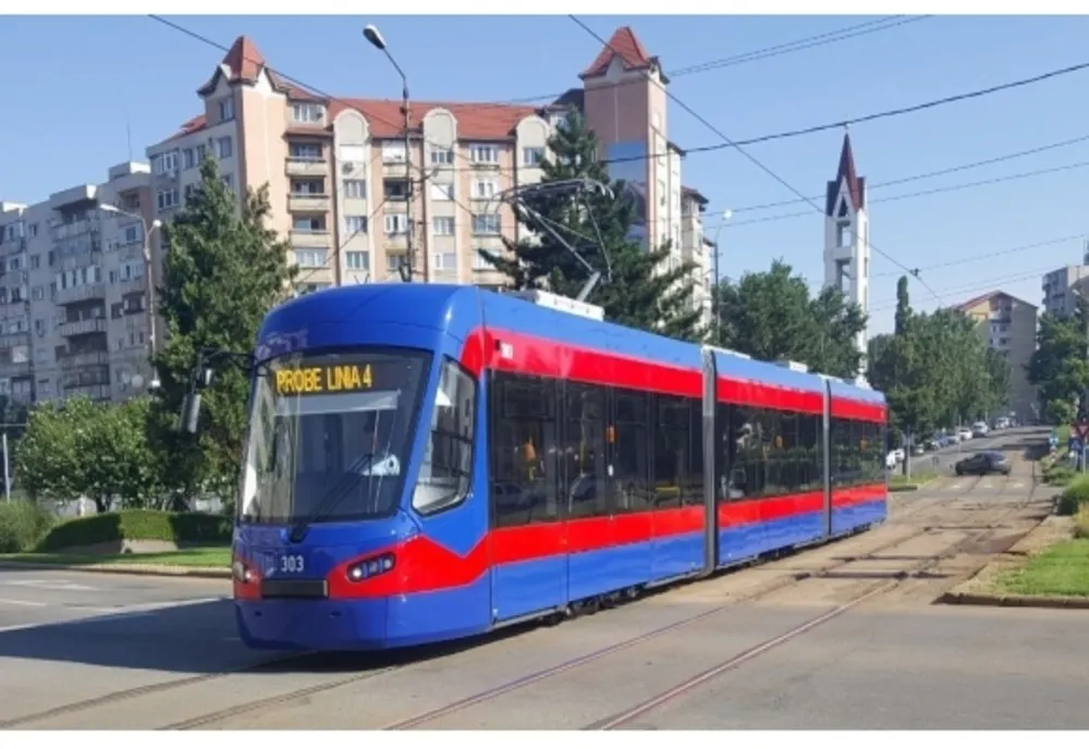 OTL a distribuit 27.000 de carduri de călătorie gratuite pentru elevii orădeni
