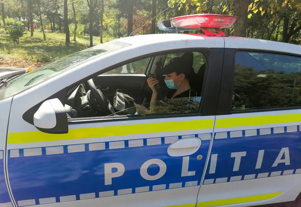 Accident rutier provocat de un bărbat fără permis și sub influența alcoolului, cu un autoturism furat