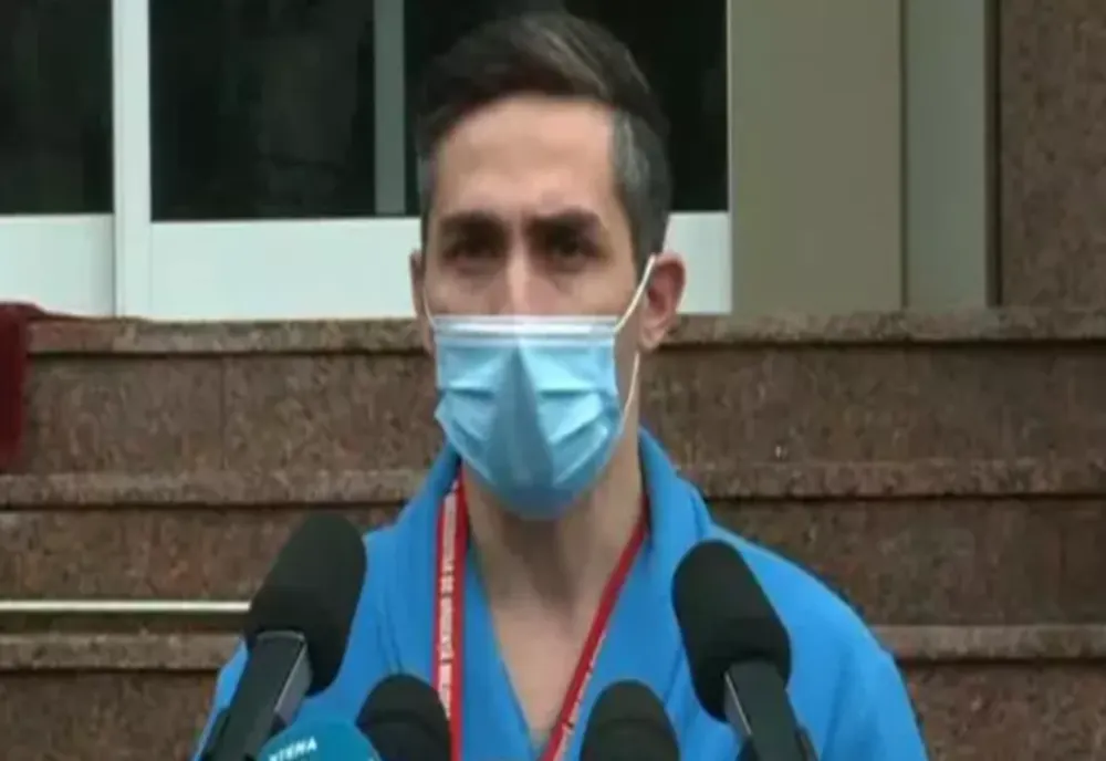 Valeriu Gheorghiță, la Realitatea PLUS, despre ocuparea locurilor la vaccinare: ”Sunt foarte mulți oameni care vor să se vaccineze” - Cei care s-au imunizat și s-au infectat ar trebui să reia întreaga schemă