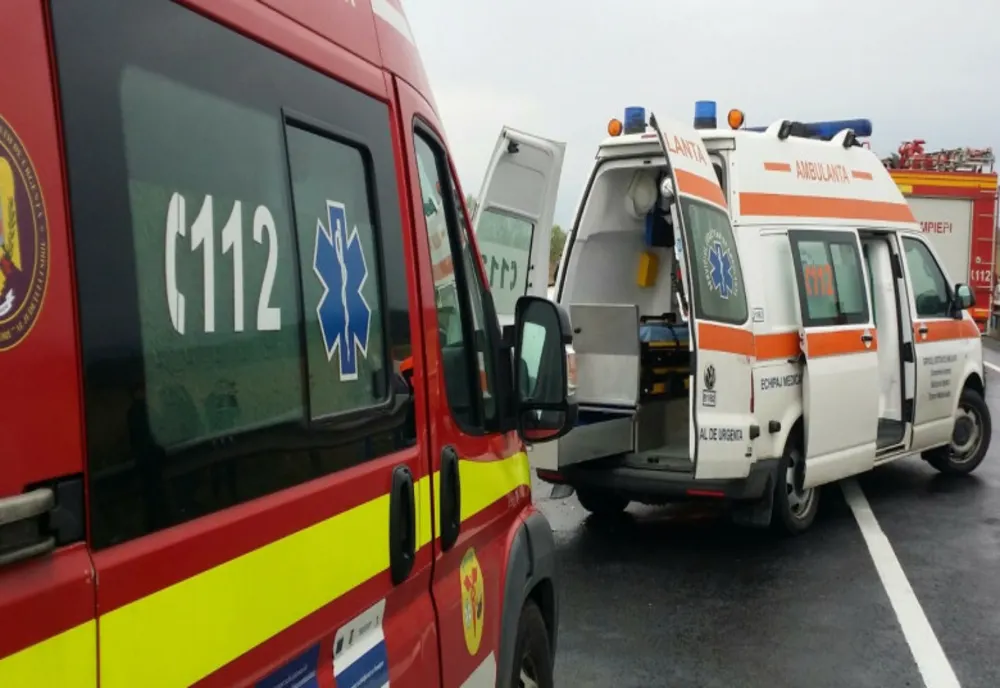 Grav accident în judeţul Sălaj! Un tânăr din Maramureş a suferit răni grave după ce a intrat frontal într-o maşină condusă de un bihorean