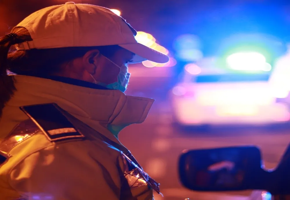 Peste 6000 de persoane, legitimate de polițiștii bihoreni, în cadrul acțiunilor pentru prevenirea răspândirii SARS CoV-2! Câte amenzi au fost aplicate
