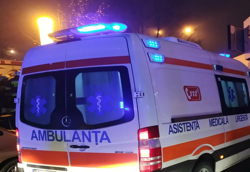 Accident straniu lângă Oradea: un bărbat aflat întins pe şosea a fost lovit mortal de o maşină condusă de un austriac