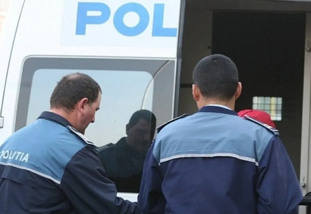 Bărbat din Oradea arestat după mai multe furturi
