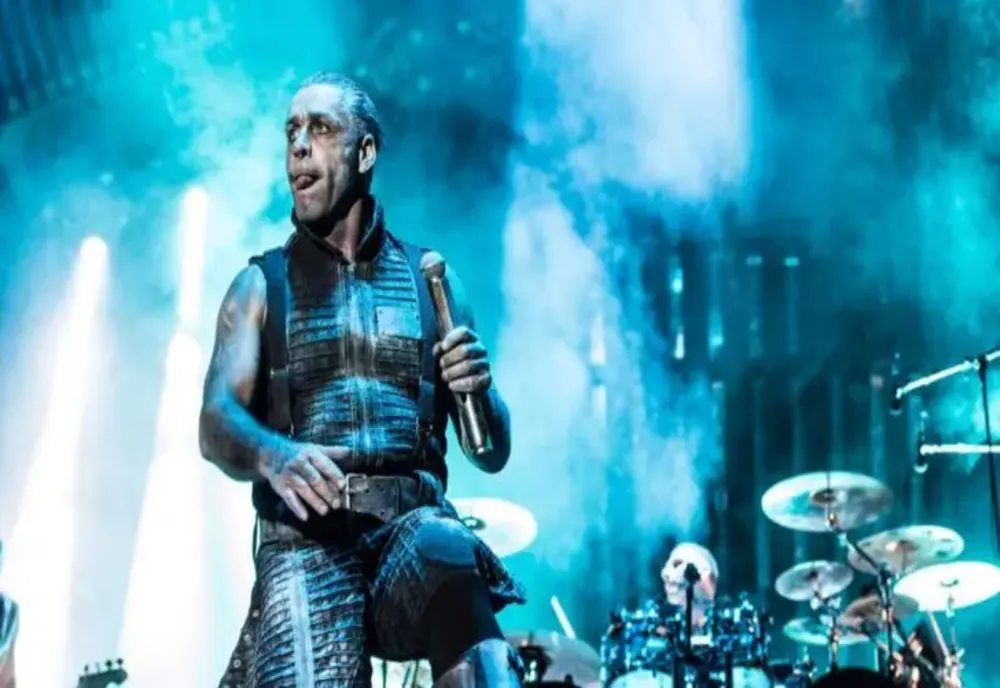 Scandalul sexual care zguduie Germania. Trupa Rammstein, în pericol de destrămare. "S-ar putea să asistăm la ultimele concerte"