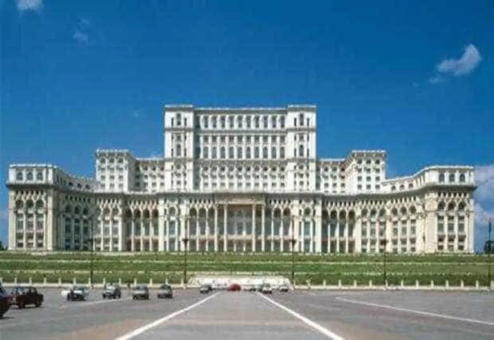 PARLAMENTUL ÎŞI REIA, ASTĂZI, ACTIVITATEA ÎN SESIUNEA DE TOAMNĂ