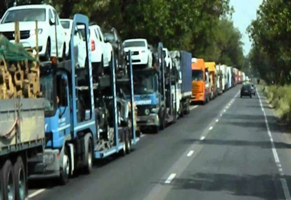 Șoferii și contabilii, printre cele mai căutate joburi de români în 2025