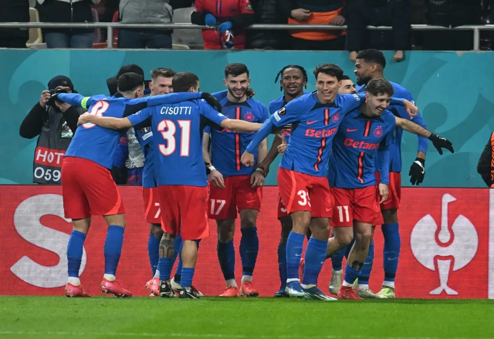 Plecare importantă de la FCSB. Un titular schimbă campionatul 
