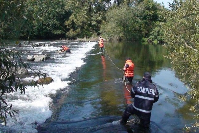 Tragedie în Bihor: Bărbat găsit mort în Crișul Negru