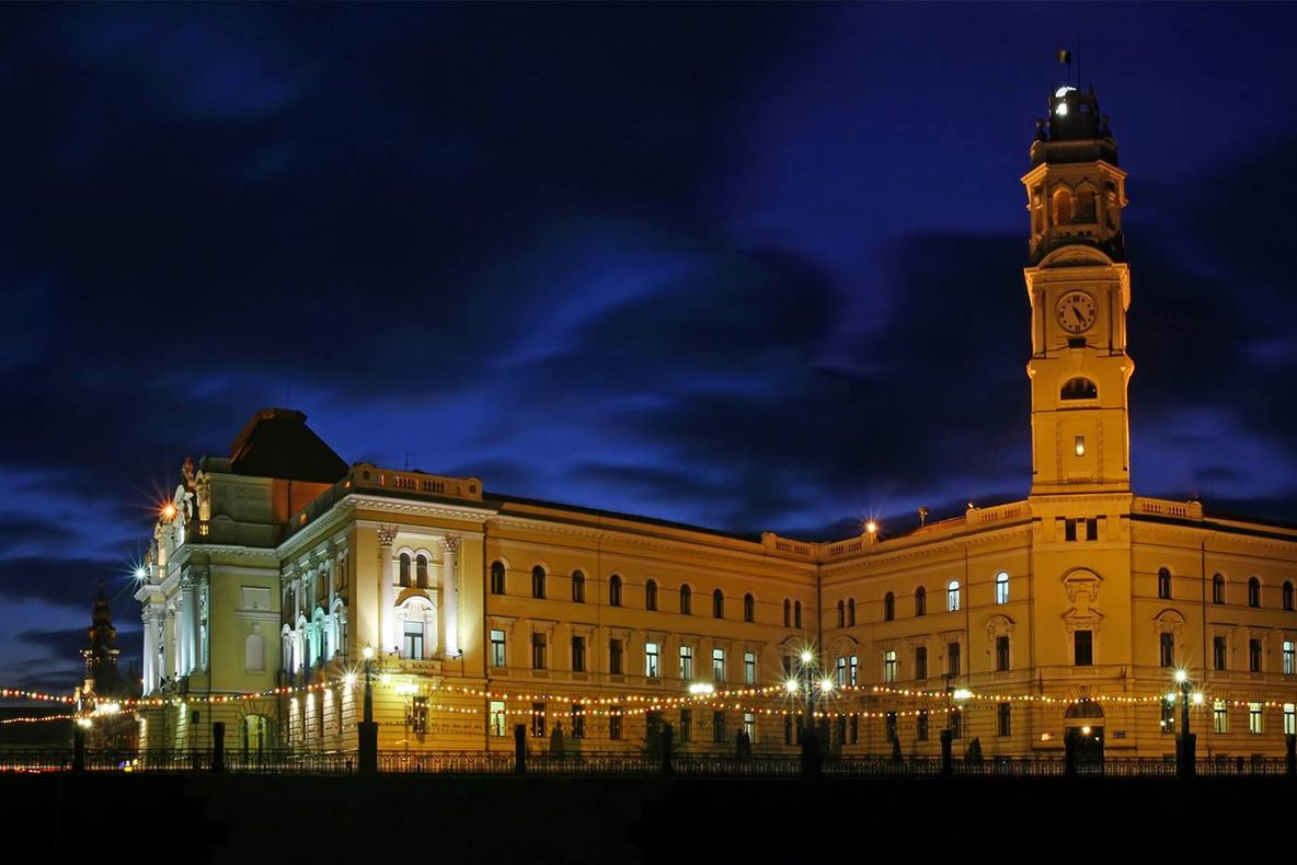 Turnul Primăriei Oradea poate fi vizitat și noaptea - în ultima sâmbătă din lună