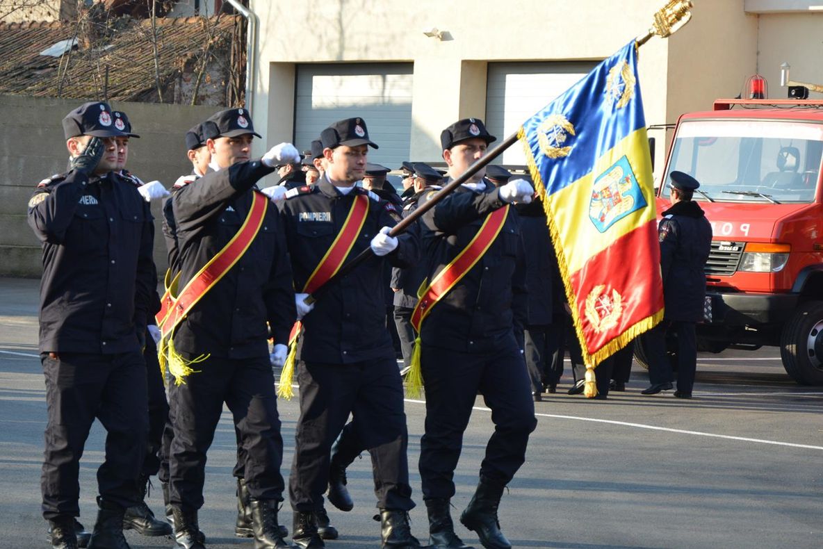 Pompierii Orădeni au împlinit 82 de ani de la înființare