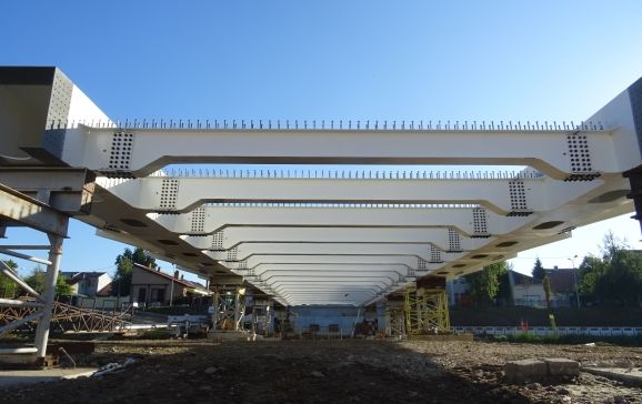 Podul Centenarului tot mai aproape de finalizare