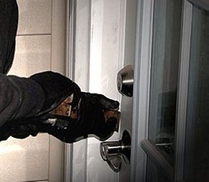 Bănuiți de comiterea unor furturi, identificați și cercetați de polițiștii din Marghita.