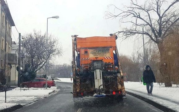 Echipajele rer au acționat de la primele ore ale dimineții pentru deszăpezire