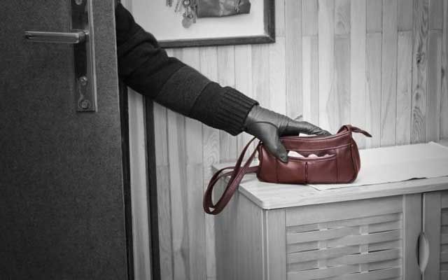 Bunuri sustrase dintr-o locuință, recuperate de polițiștii din Lugașu de Jos