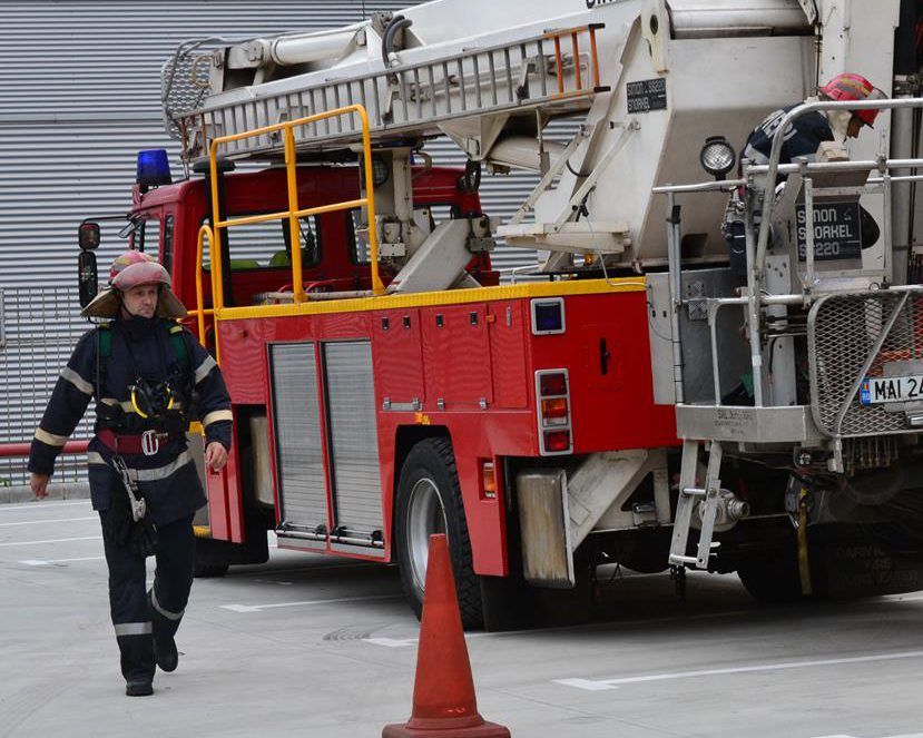 Două misiuni de salvare persoane, desfășurate în Beiuș și Oradea de către pompierii bihoreni