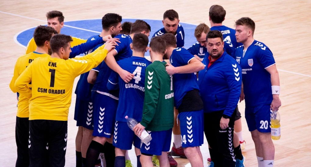 Echipa de handbal a CSM, învingătoare la Sibiu