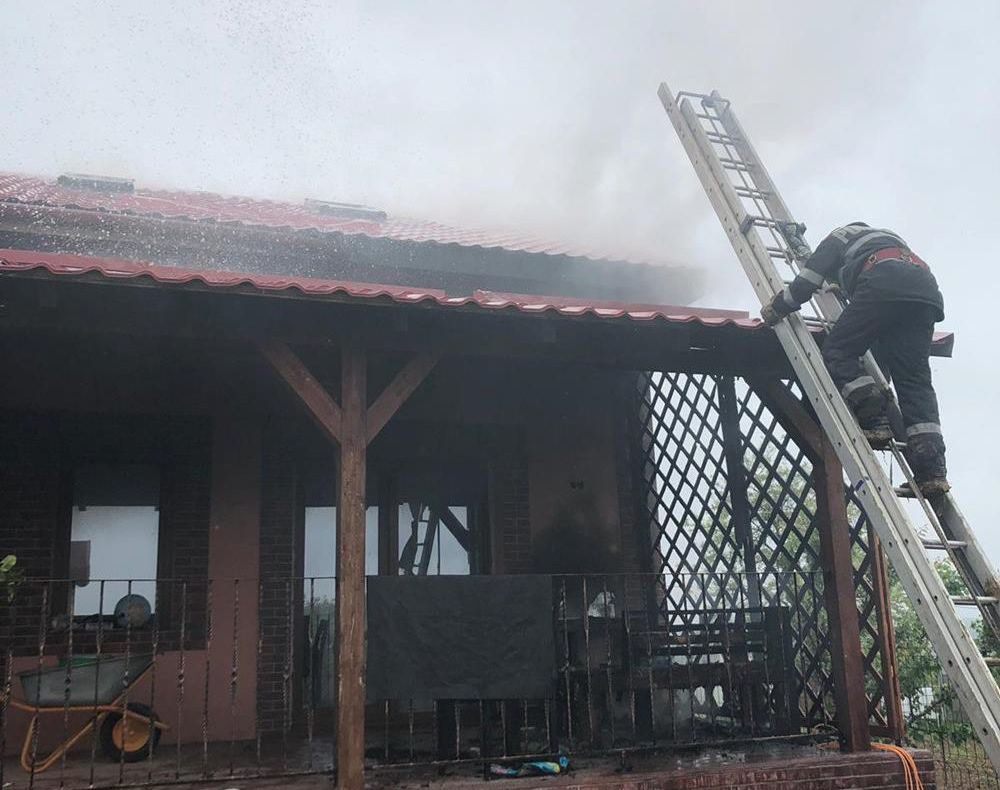 Incendiu la o locuință din Paleu. Măsuri de prevenire a incendiilor de natură electrică