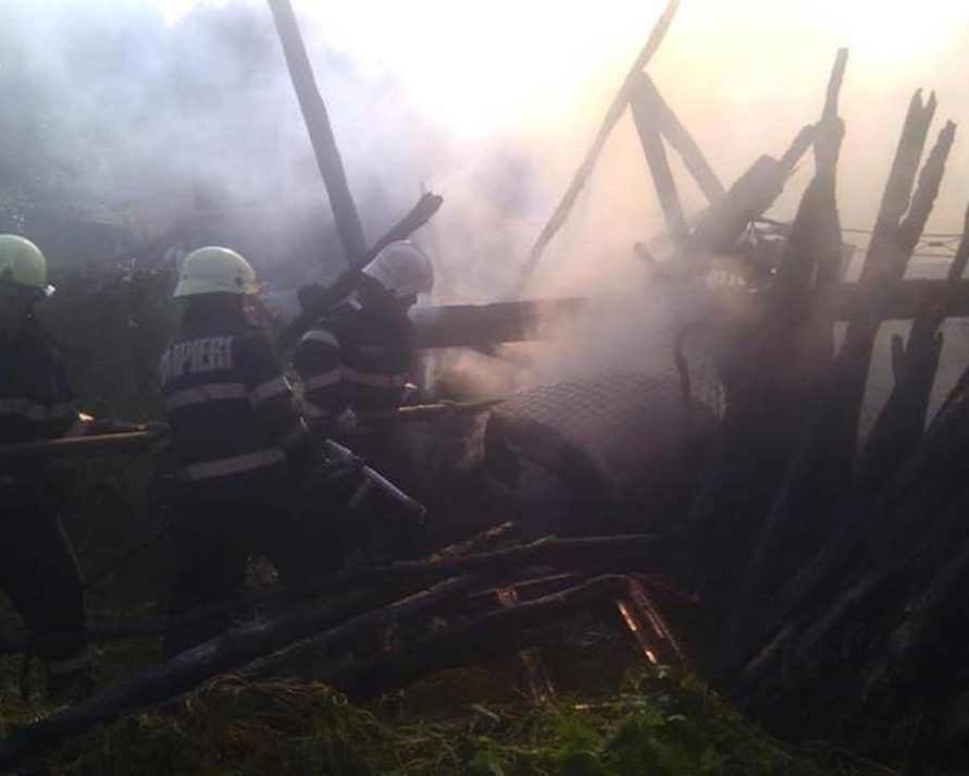 Atenție la instalațiile electrice! Incendii de natură electrică în Arpășel și Ștei