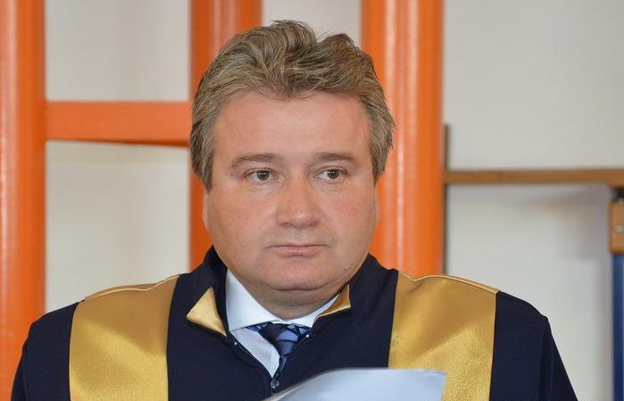 Punct de vedere al Rectorului Universității din Oradea vis-a-vis de demisia Președintelului Senatului UO