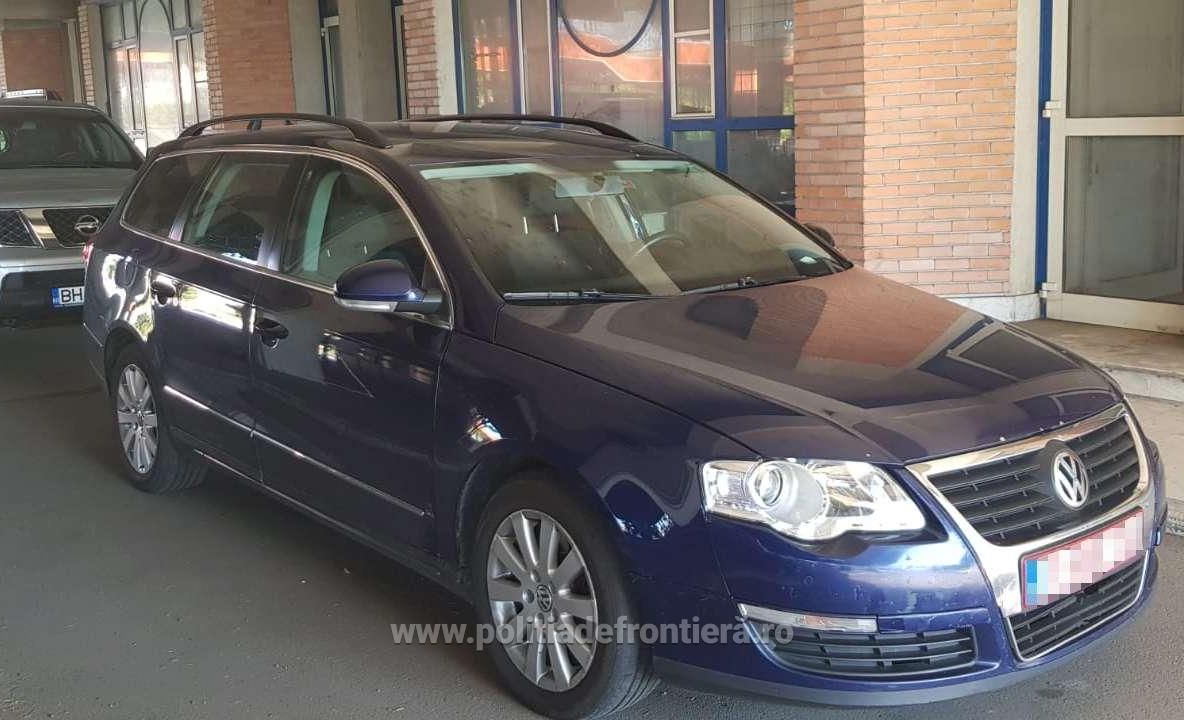 Autoturisme căutate de autoritățile din Belgia și Italia, depistate de poliţiştii de frontieră