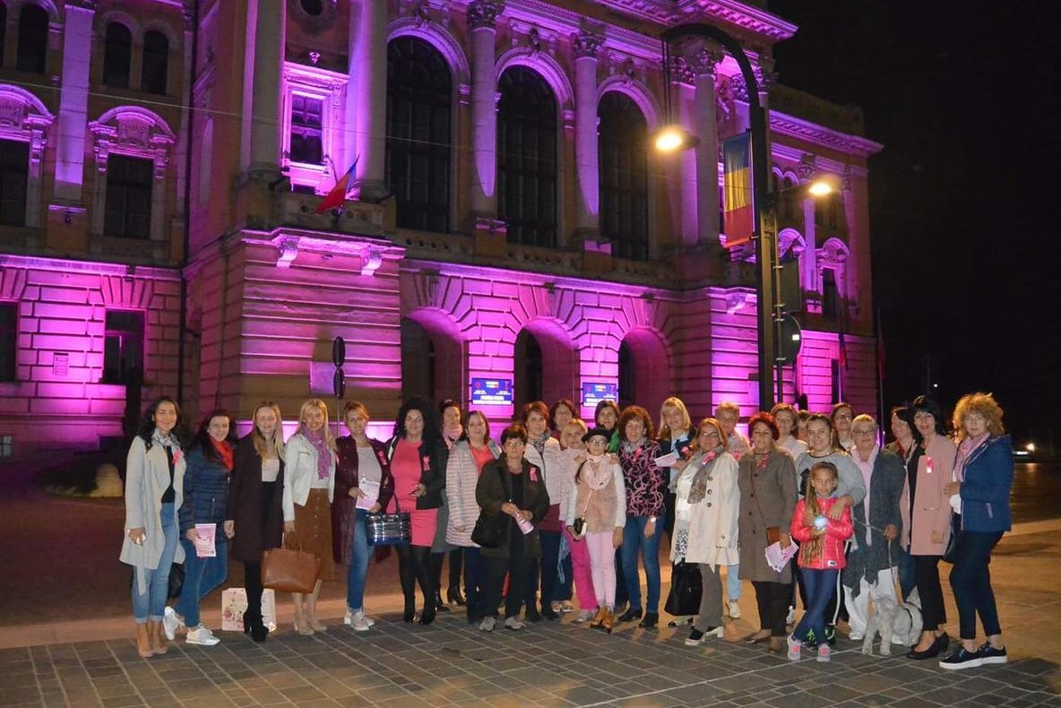 Acțiuni de conștientizare cu ocazia Zilei Mondiale a Luptei Împotriva Cancerului la Sân organizate de OFL Oradea