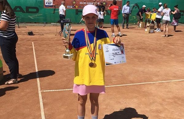 Giulia Popa a câștigat Cupa Tretorn la 12 ani feminin