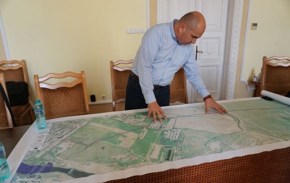 Soluții pentru descongestionarea traficului în zona DN79 Oradea - Arad, intersecția cu drumul de centură, respectiv calea Aradului - calea Sântandreiului