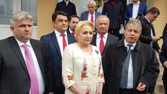 Vizită cu peripeții: Dăncilă urmărită de ghinion la Oradea