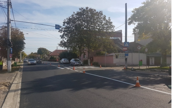 A fost reluată circulația rutieră pe strada Vlădeasa