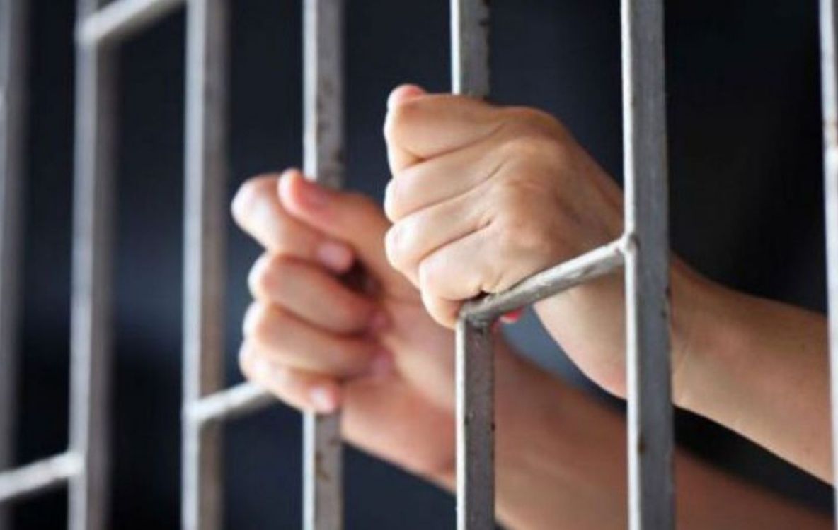 Reținut de polilițiști după ce a tâlhărit o bătrână