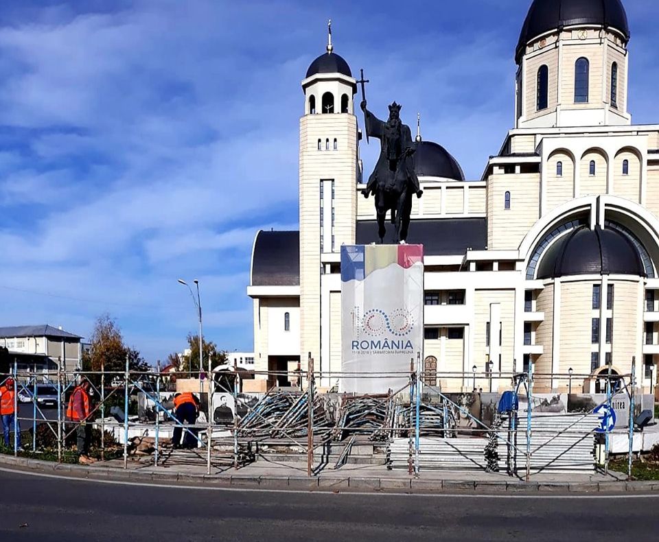 Concurs de soluții pentru amplasarea statuii lui Rimanoczy Kalman Jr șI pentru amenajarea spațiului adiacent bisericii romano-catolice „Pogorârea Sf. Spirit”