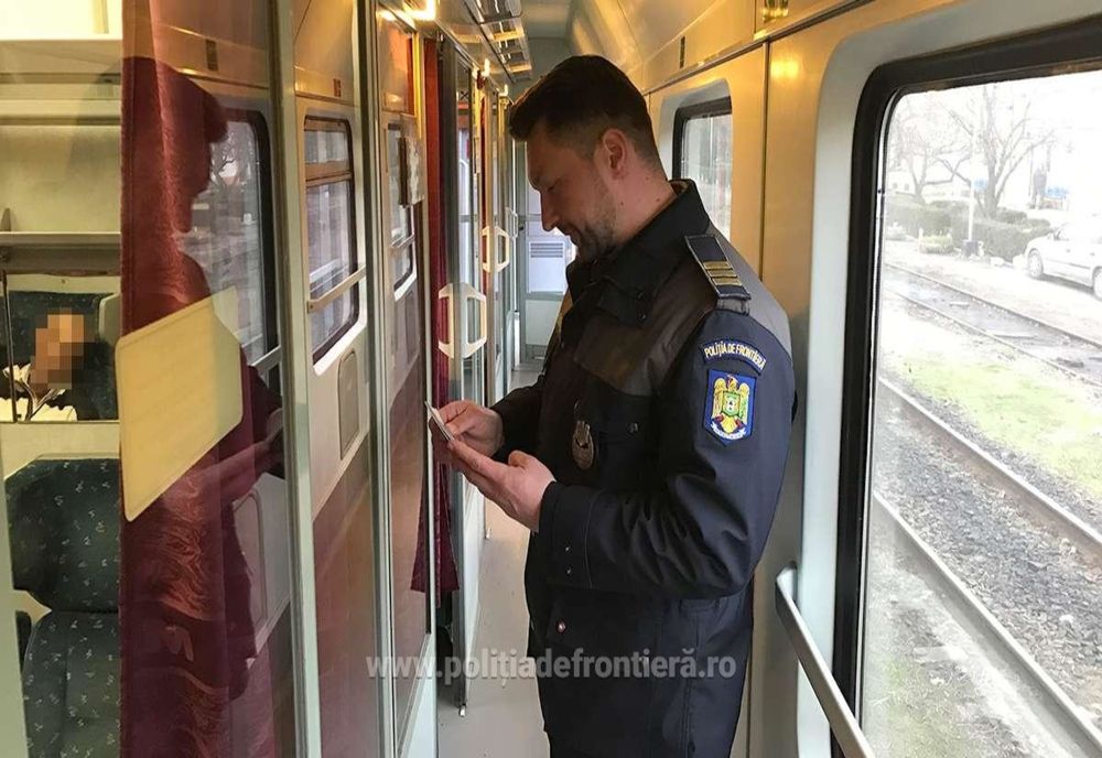 Cetățeni din Uzbekistan, Palestina şi India cu documente false, depistaţi la frontieră