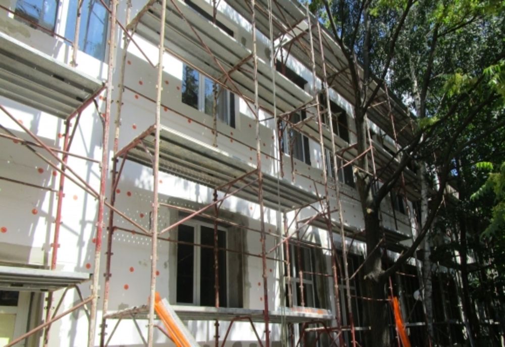 Lucrările de reabilitare și modernizare la Colegiul Tehnic Mihai Viteazul sunt în curs de execuție