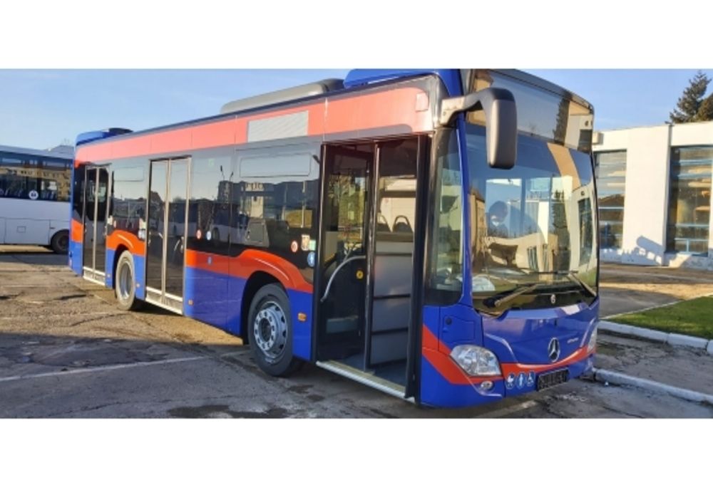 A sosit la Oradea primul autobuz hibrid! Până la finalul anului 2021 vor fi livrate alte 15