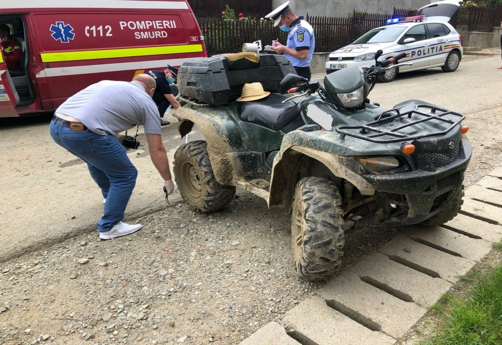 Accident în Sebiş! Un tânăr a furat un ATV şi a lovit un autoturism
