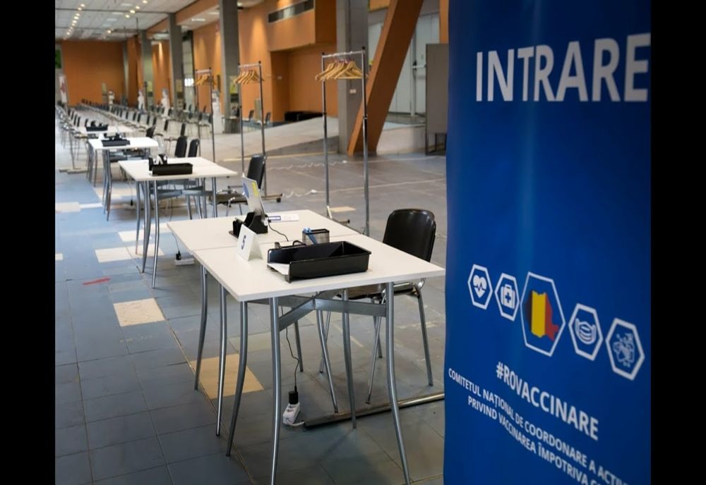 Trei centre de vaccinare din Oradea își suspendă activitatea