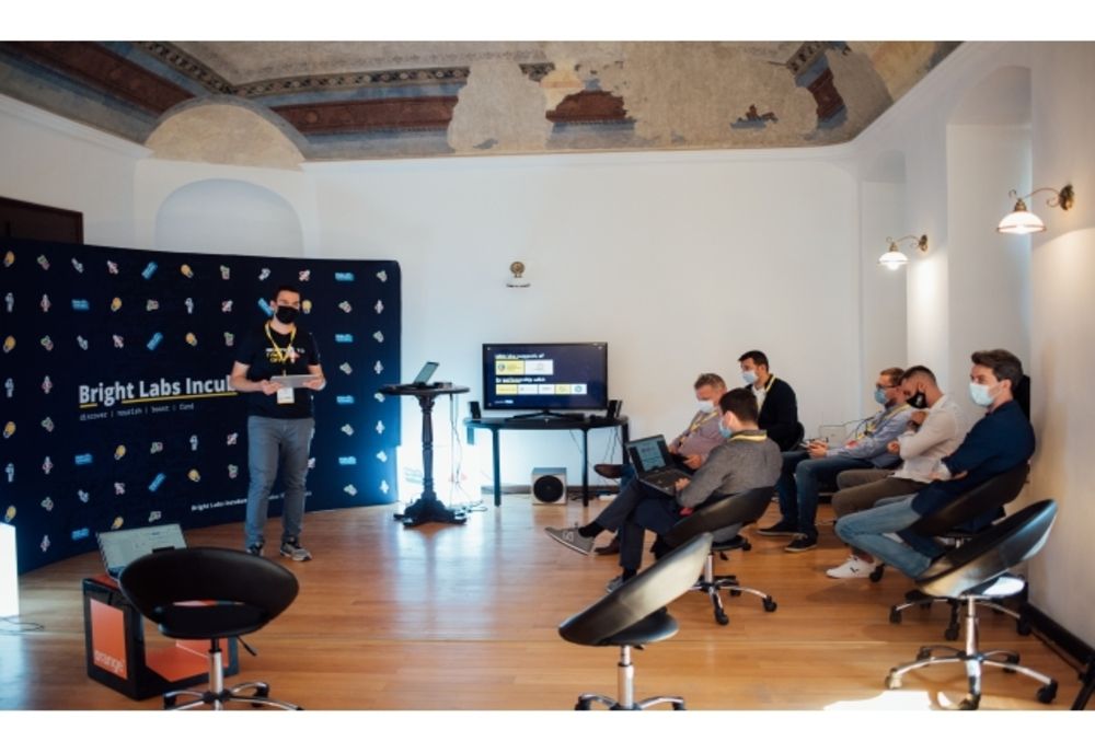 8 startup-uri de tehnologie dezvoltate în primul an de activitate al “Make IT in Oradea”