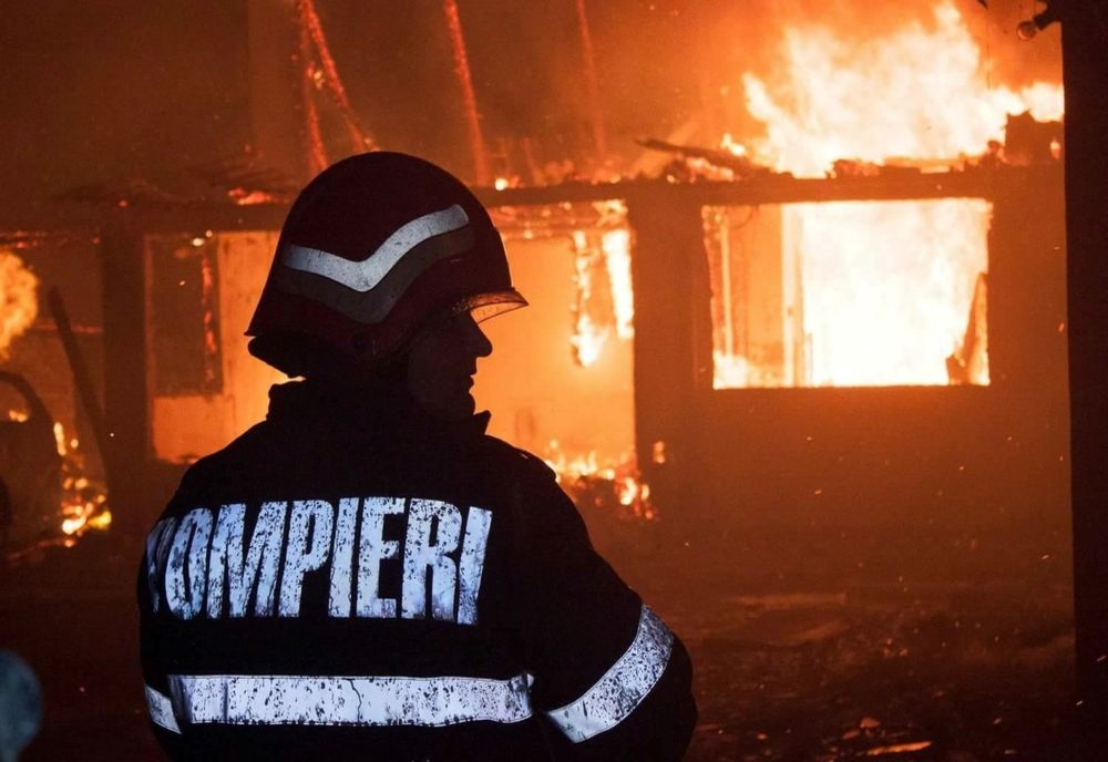 Peste 60 de misiuni desfășurate de pompierii militari bihoreni în perioada Revelionului